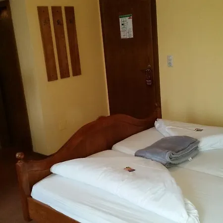 Kurparkhotel 3* 奥伯斯特多夫